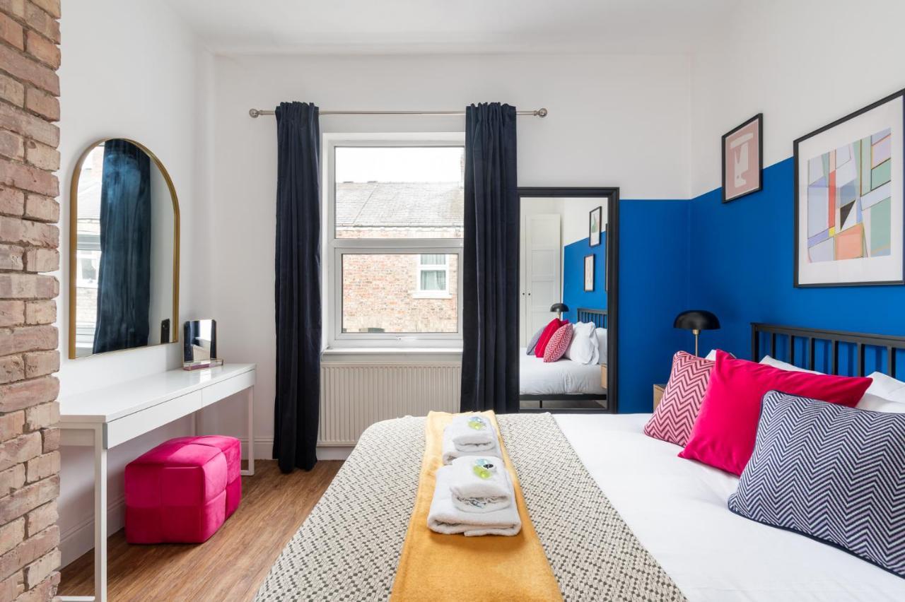 Pass The Keys Gorgeous Terrace Near Bishy Road Villa York Esterno foto